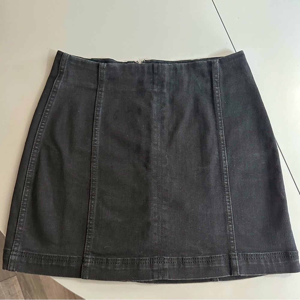 Target Wild Fable black mini skirt, size 4 with some stretch